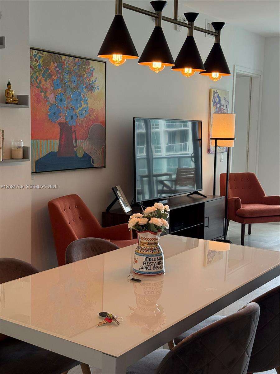 Brickell House at 1300 Brickell Bay Dr, Miami, FL 33131 - For Rent photo 5
