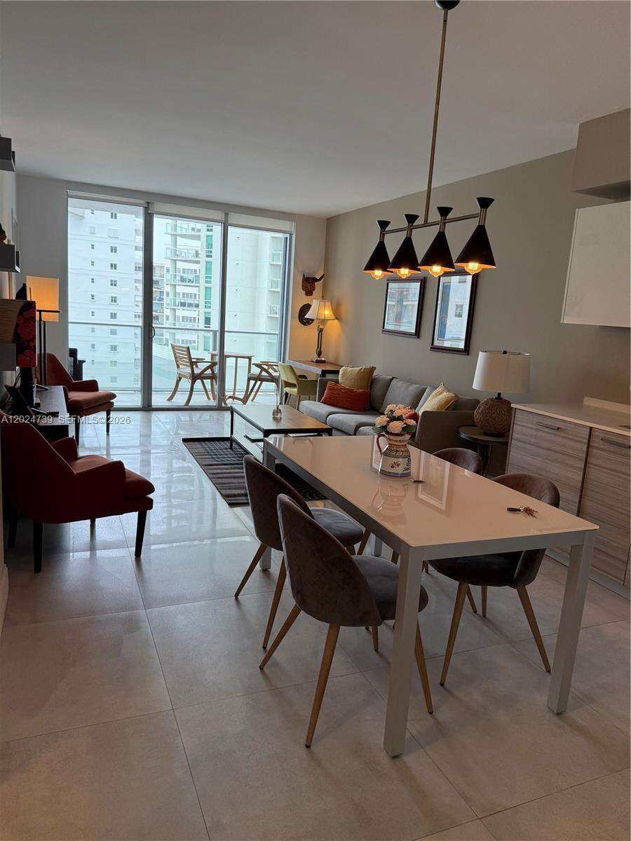 Brickell House at 1300 Brickell Bay Dr, Miami, FL 33131 - For Rent photo 6