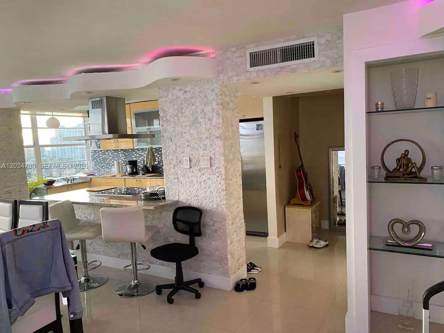 Del Prado at 18081 Biscayne Blvd, Aventura, FL 33160 - For Rent photo 5
