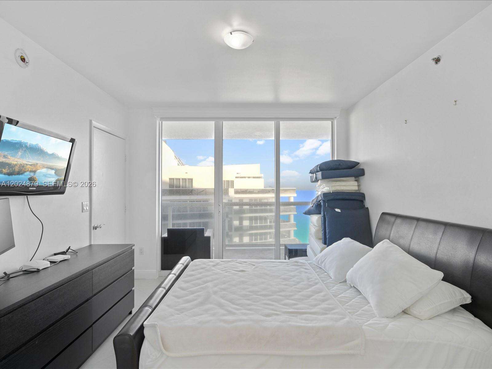 The Beach Club Two at 1830 Ocean Dr, Hallandale Beach, FL 33009 - For Rent photo 27