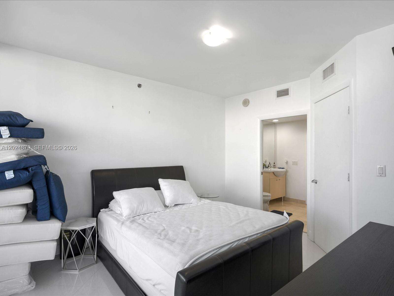 The Beach Club Two at 1830 Ocean Dr, Hallandale Beach, FL 33009 - For Rent photo 28