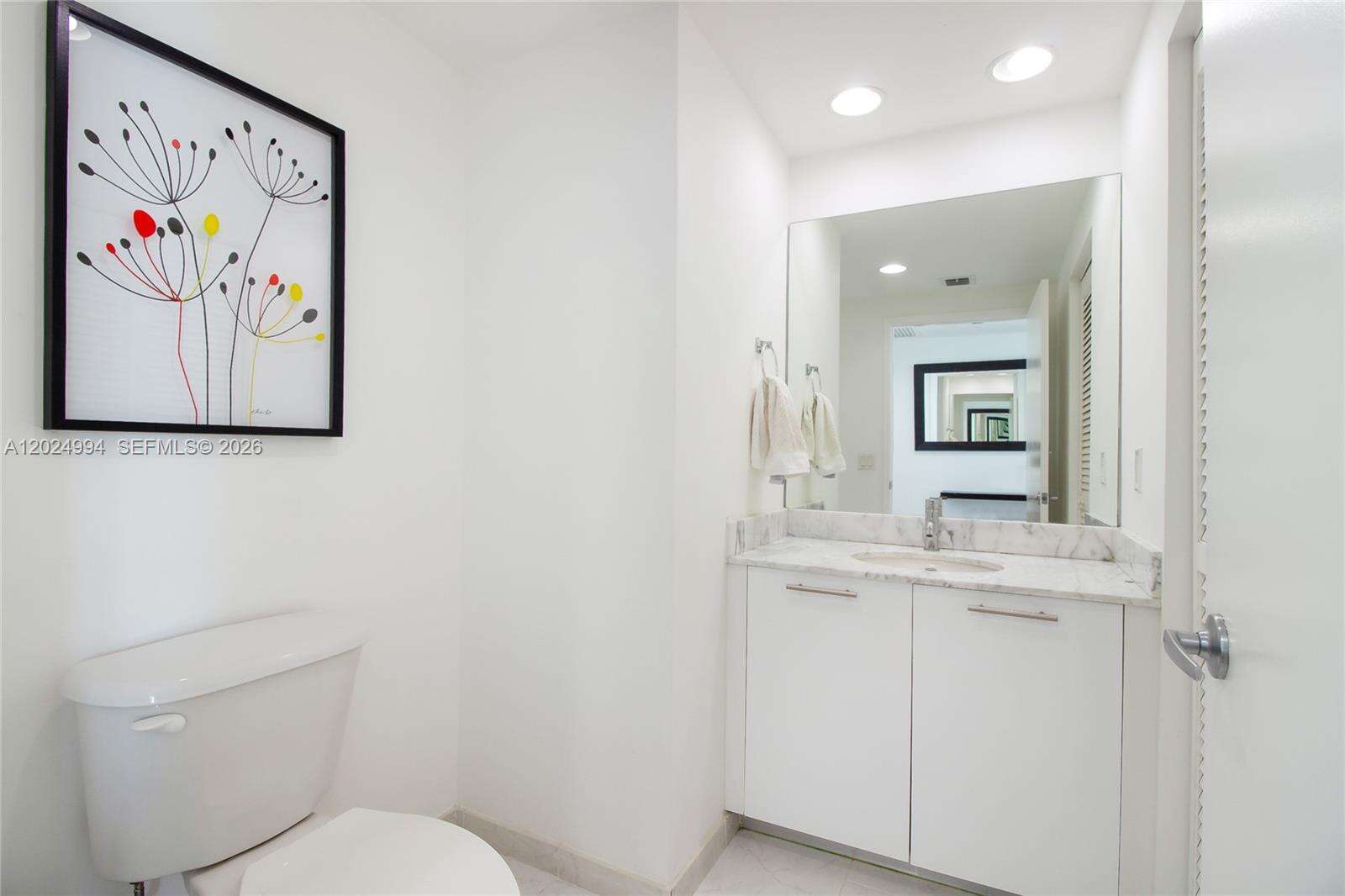 The Plaza On Brickell East at 950 Brickell Bay Dr, Miami, FL 33131 - For Rent photo 19