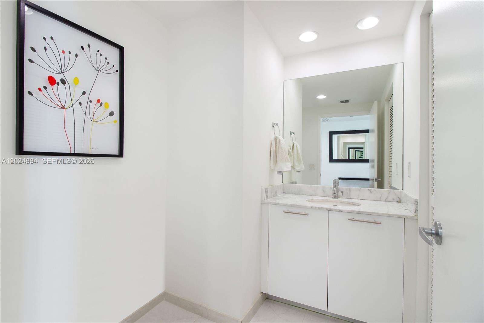 The Plaza On Brickell East at 950 Brickell Bay Dr, Miami, FL 33131 - For Rent photo 21