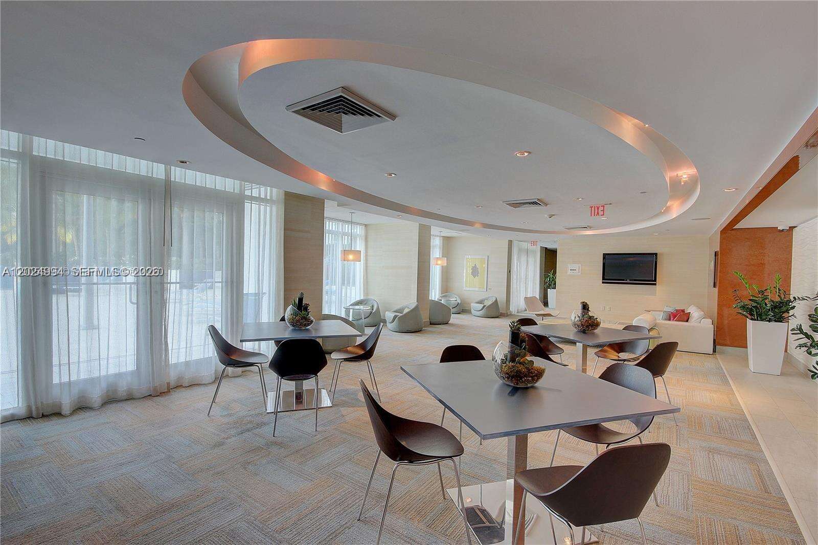 The Plaza On Brickell East at 950 Brickell Bay Dr, Miami, FL 33131 - For Rent photo 23