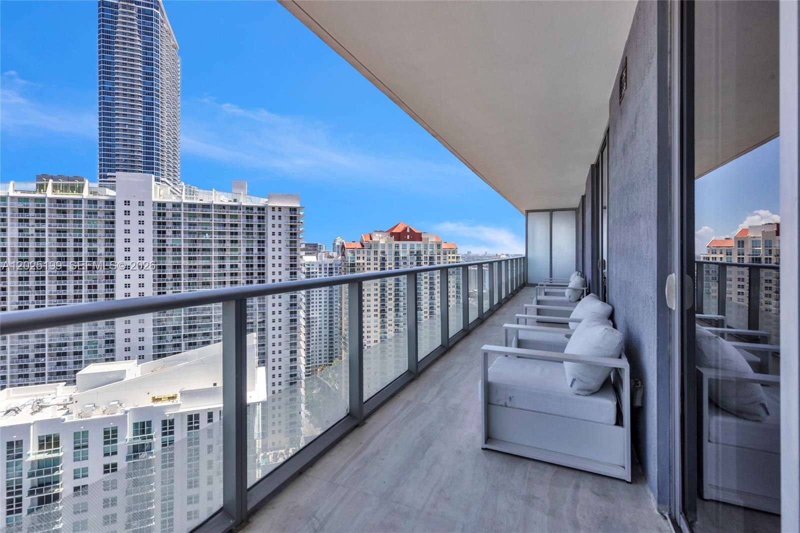 Brickell House at 1300 Brickell Bay Dr, Miami, FL 33131 - For Rent photo 23
