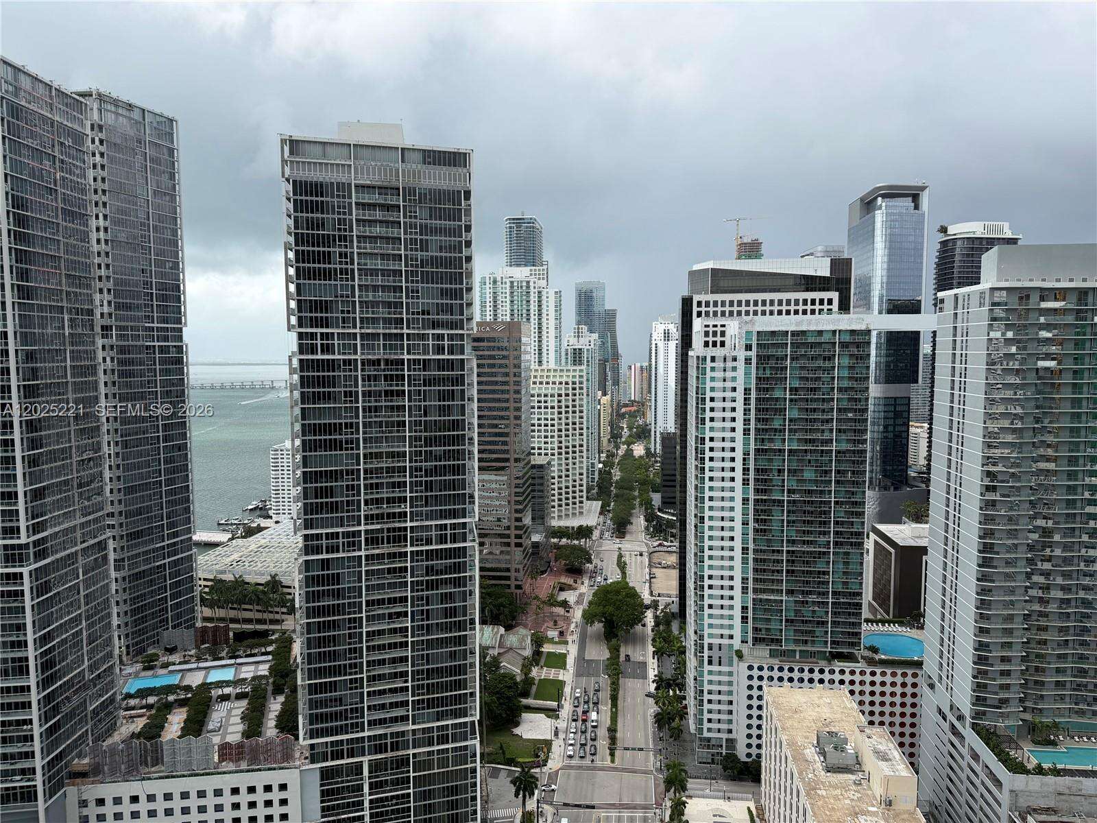 Epic Residences at 200 Biscayne Blvd Way, Miami, FL 33131 - For Rent photo 1