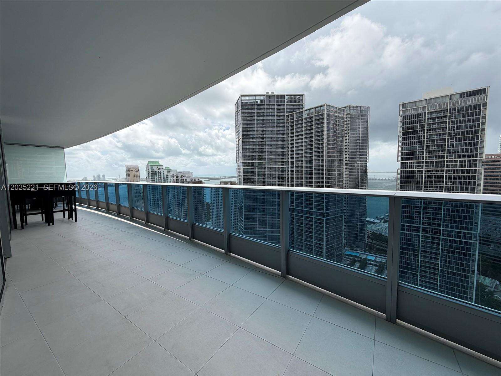 Epic Residences at 200 Biscayne Blvd Way, Miami, FL 33131 - For Rent photo 16