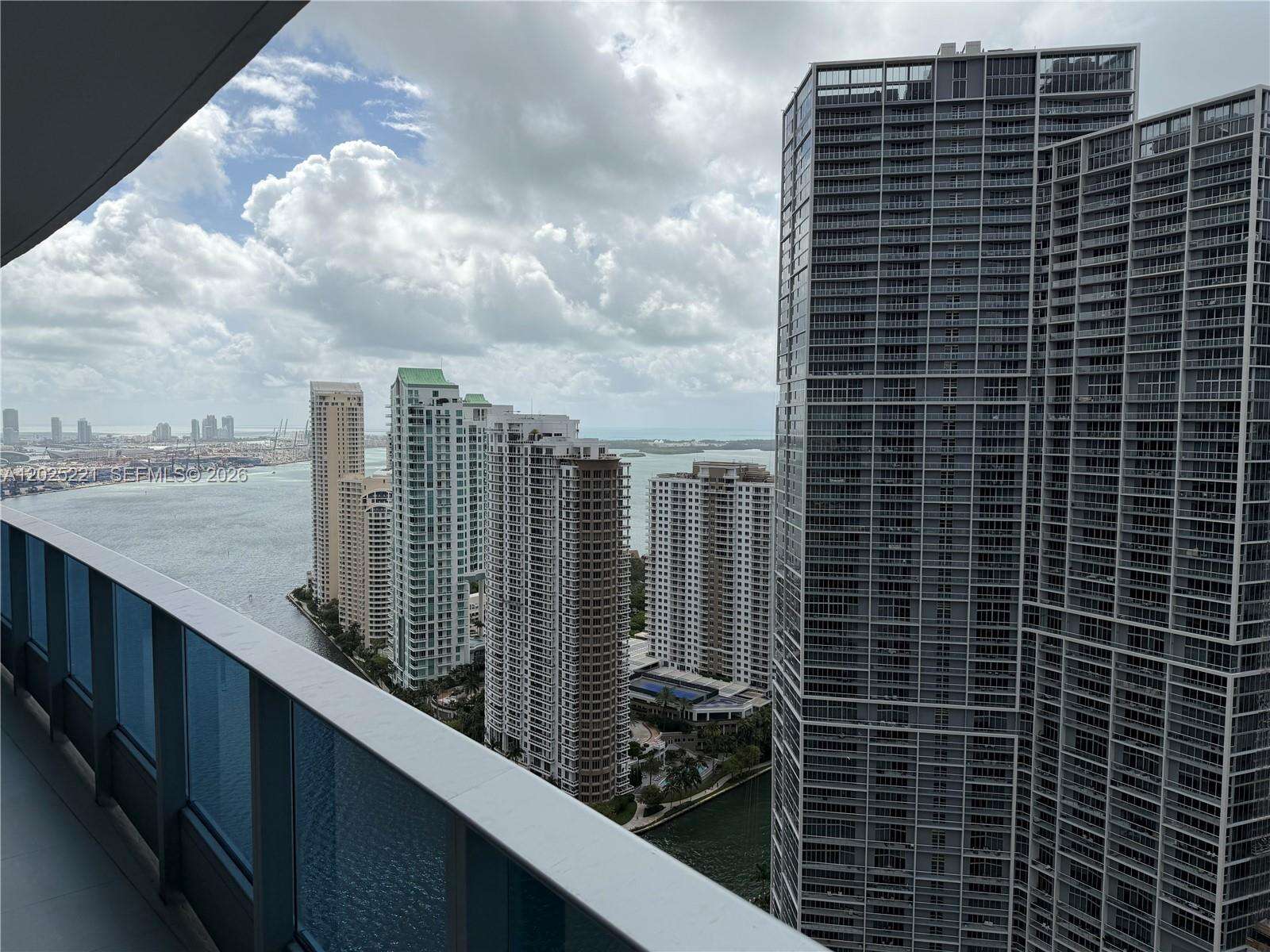 Epic Residences at 200 Biscayne Blvd Way, Miami, FL 33131 - For Rent photo 19