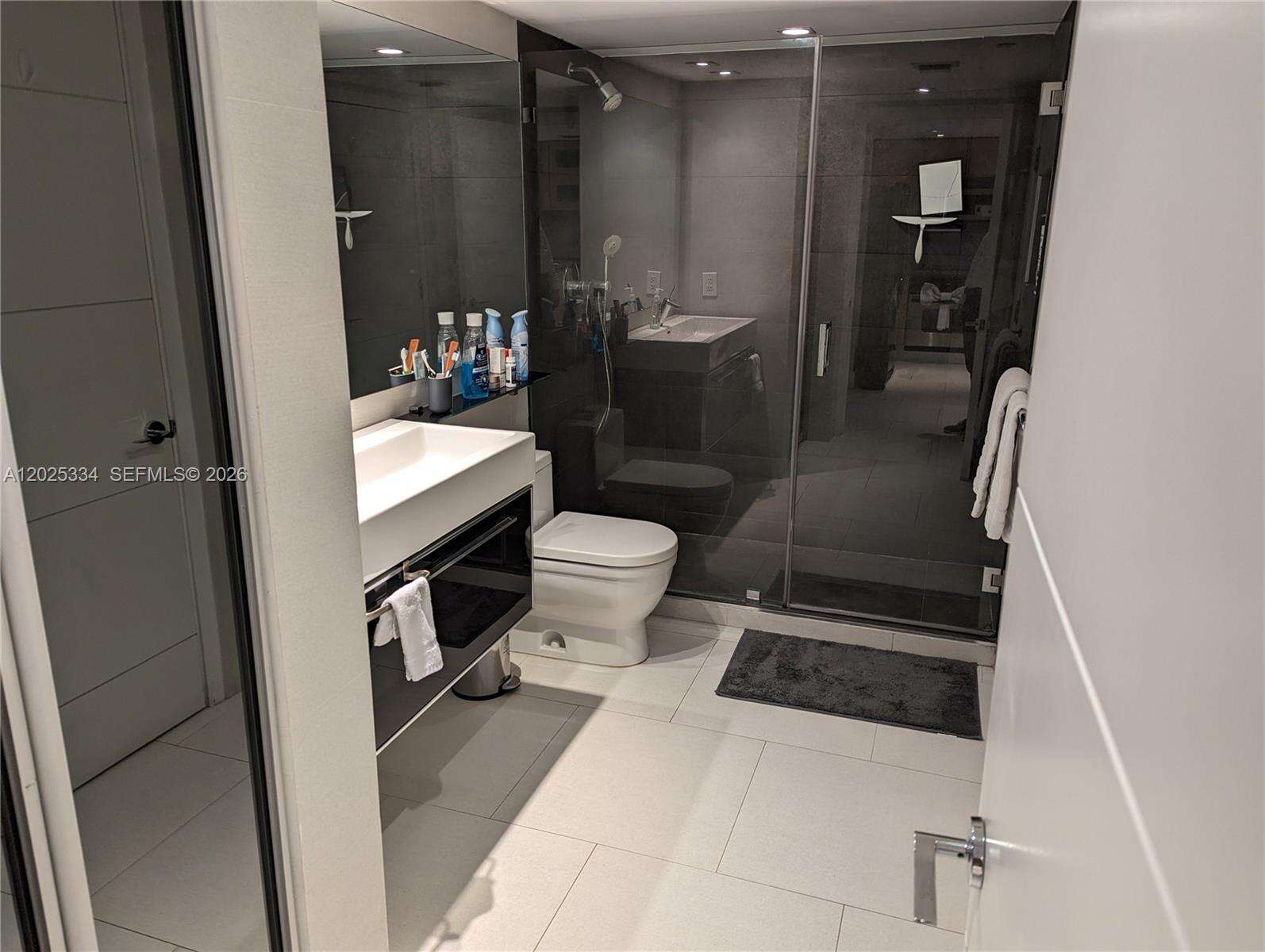 Skyline On Brickell at 2101 Brickell Ave, Miami, FL 33129 - For Rent photo 2