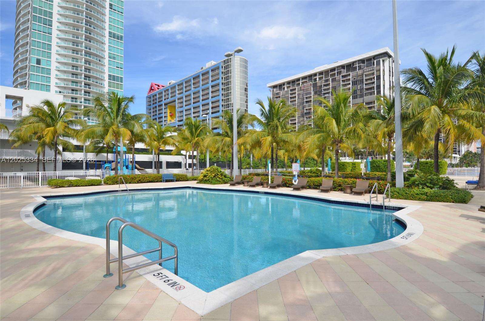 Skyline On Brickell at 2101 Brickell Ave, Miami, FL 33129 - For Rent photo 16