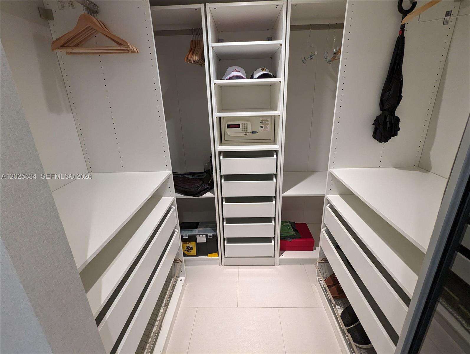 Skyline On Brickell at 2101 Brickell Ave, Miami, FL 33129 - For Rent photo 3