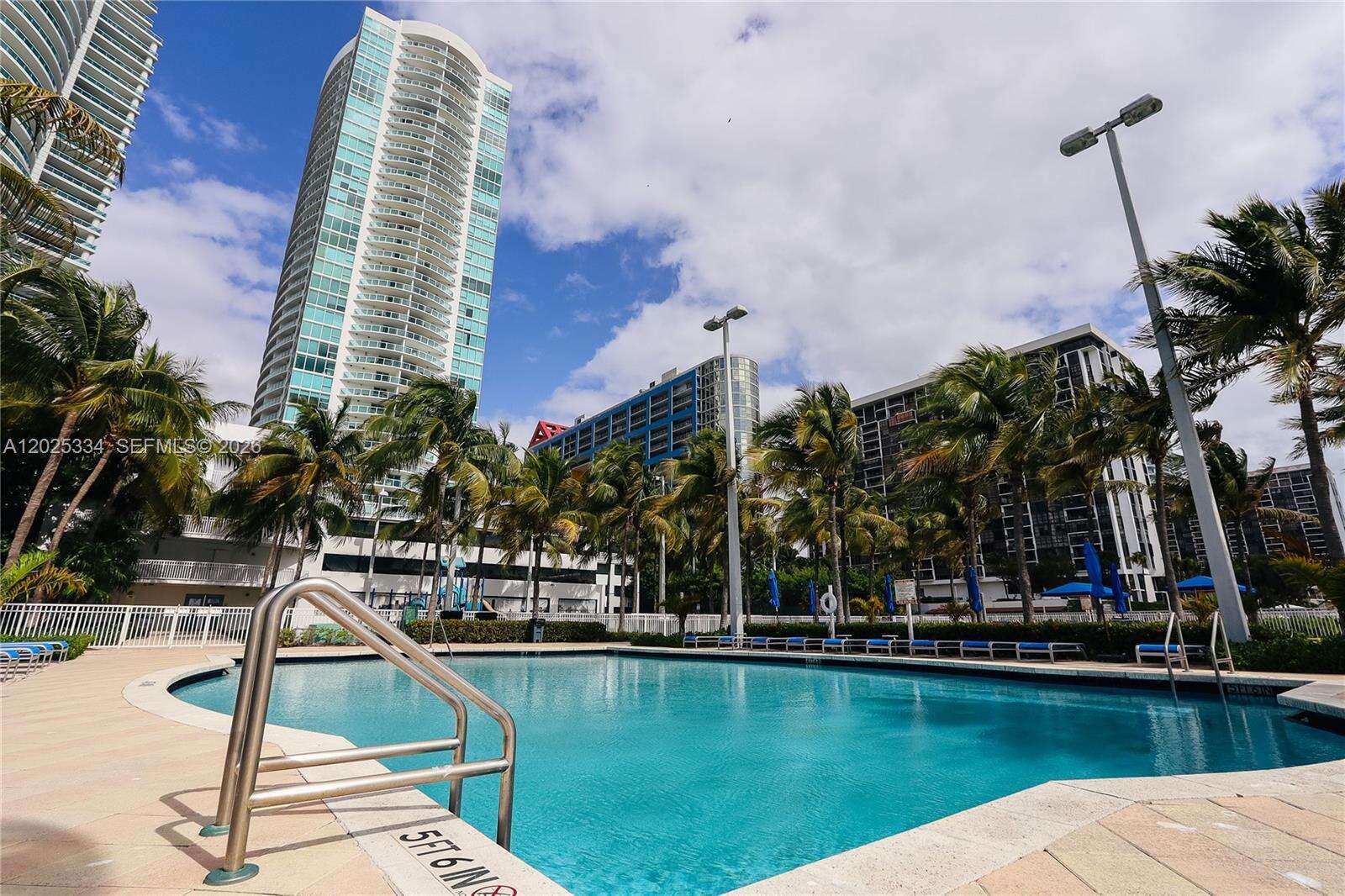 Skyline On Brickell at 2101 Brickell Ave, Miami, FL 33129 - For Rent photo 21