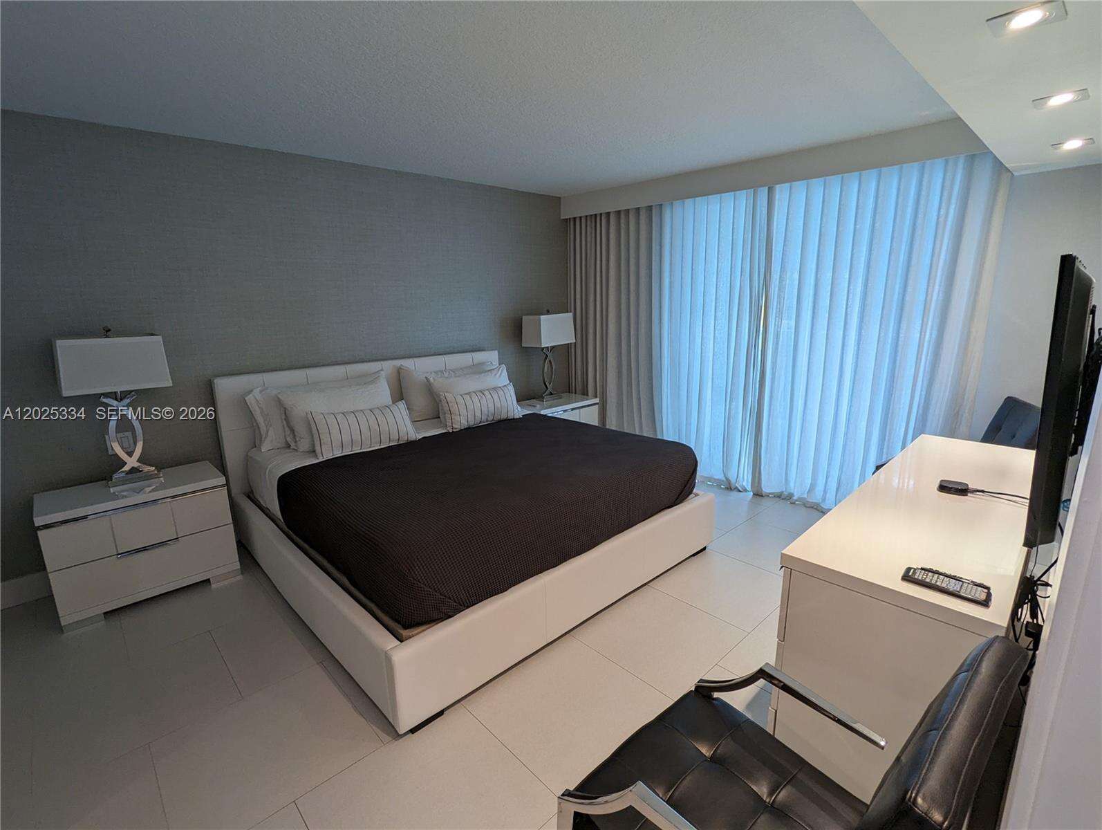 Skyline On Brickell at 2101 Brickell Ave, Miami, FL 33129 - For Rent photo 4