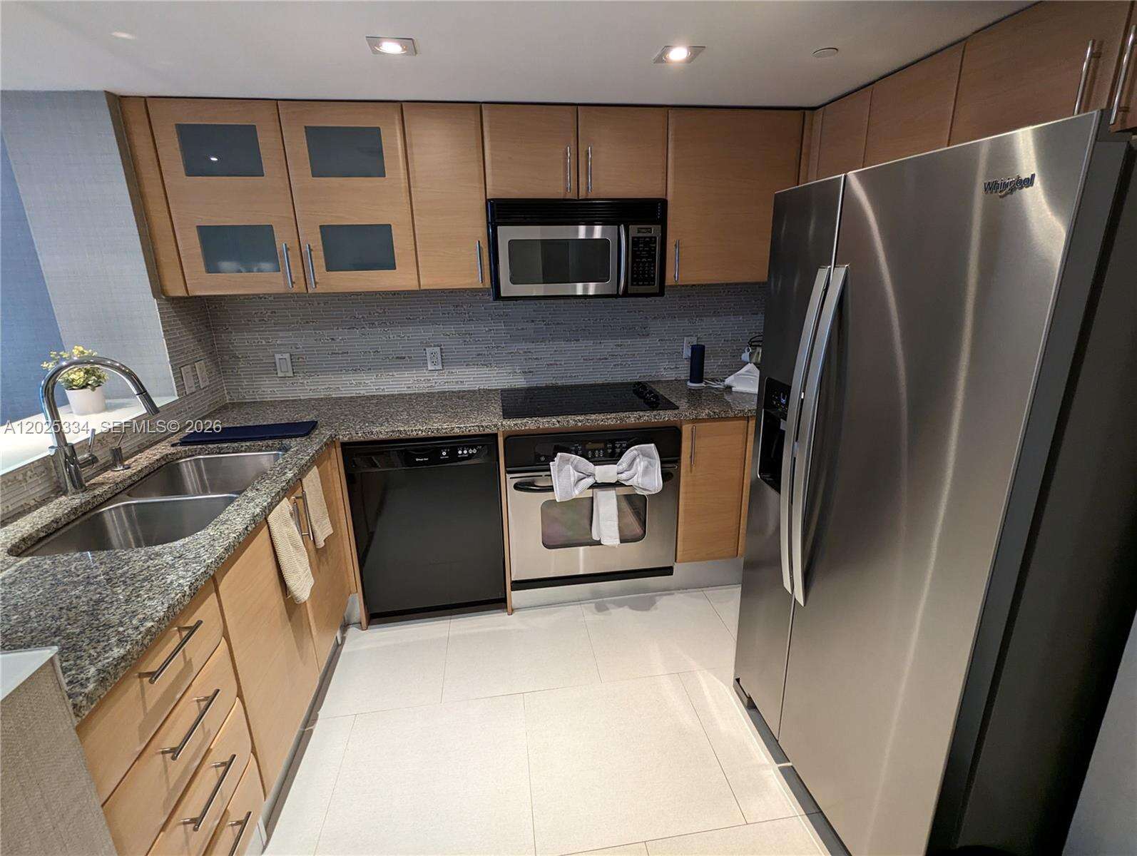 Skyline On Brickell at 2101 Brickell Ave, Miami, FL 33129 - For Rent photo 6
