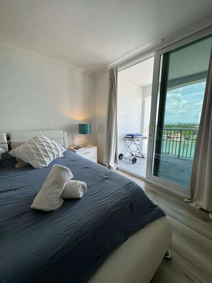 The Carriage House at 5401 Collins Ave, Miami Beach, FL 33140 - For Rent photo 21