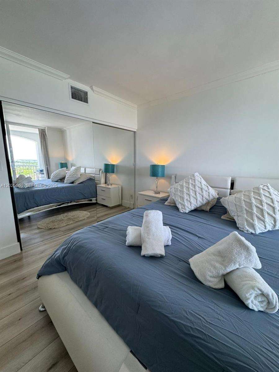 The Carriage House at 5401 Collins Ave, Miami Beach, FL 33140 - For Rent photo 22