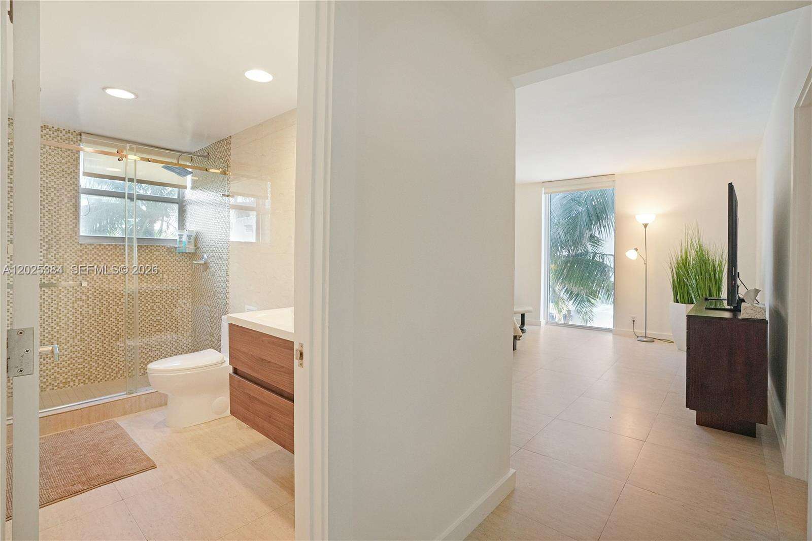 Sian Ocean Residences at 4001 Ocean Dr, Hollywood, FL 33019 - For Rent photo 16