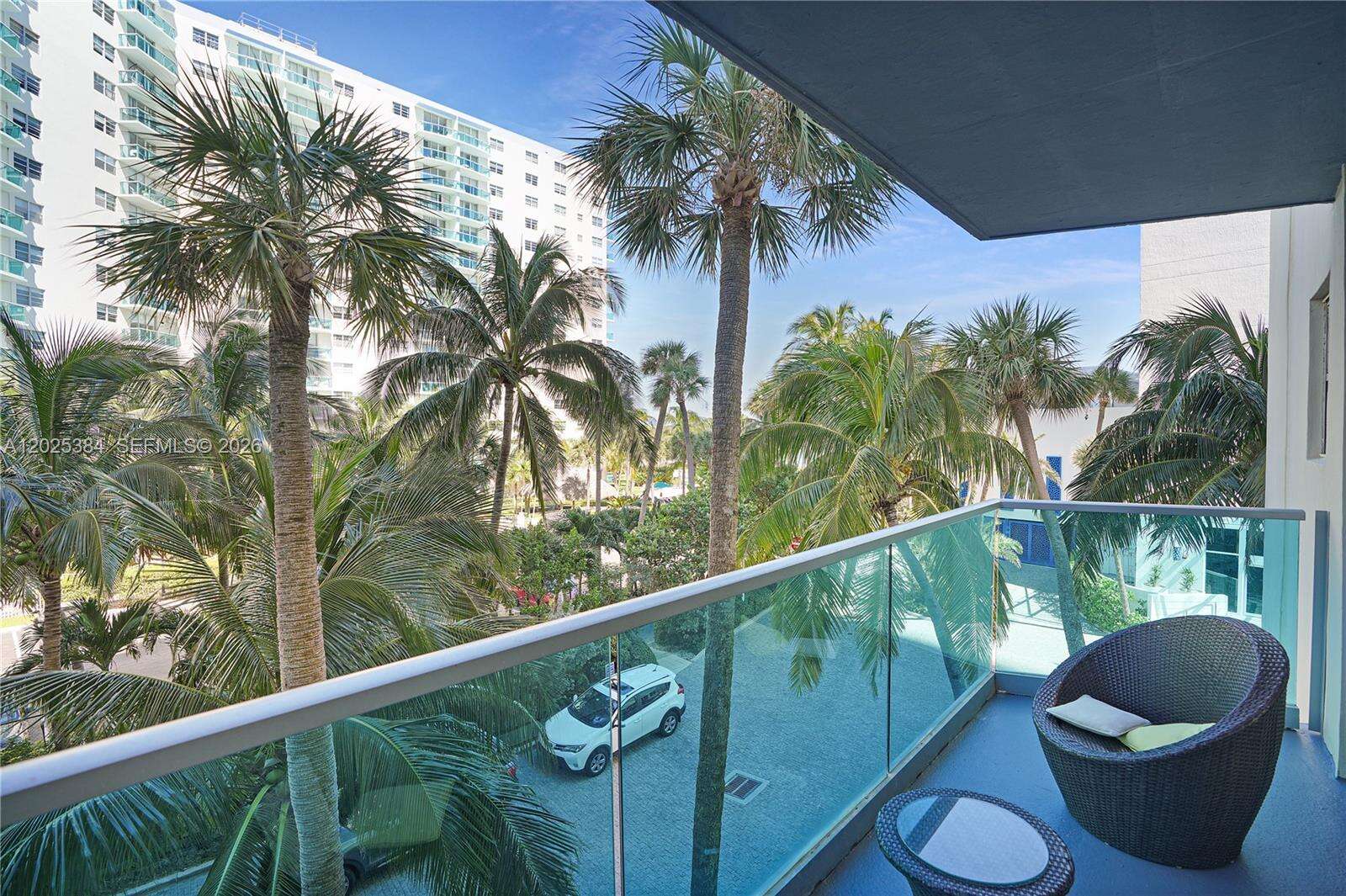 Sian Ocean Residences at 4001 Ocean Dr, Hollywood, FL 33019 - For Rent photo 21
