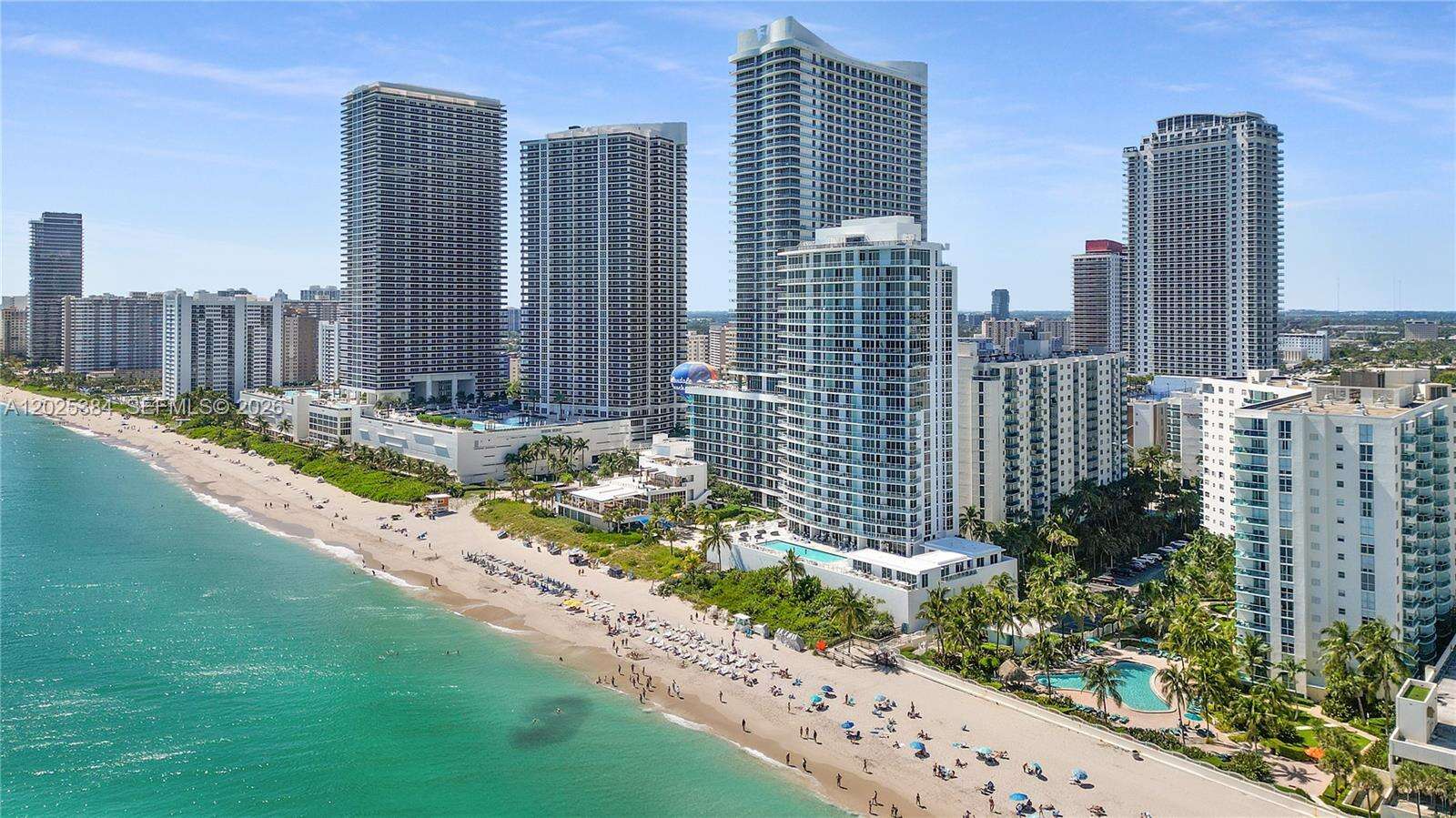 Sian Ocean Residences at 4001 Ocean Dr, Hollywood, FL 33019 - For Rent photo 26