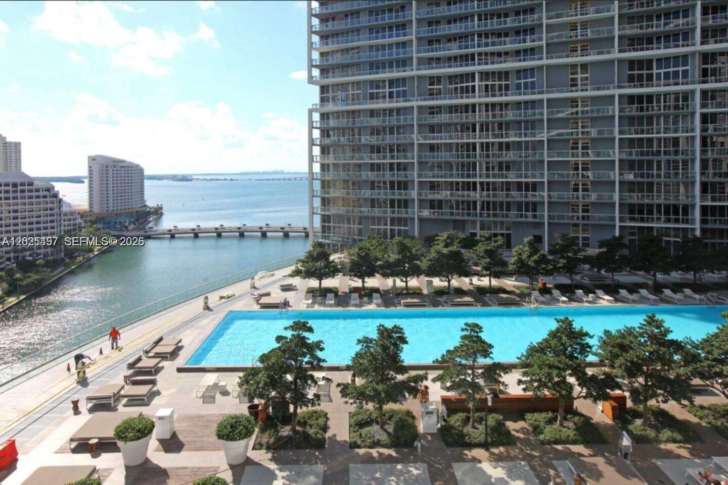 Icon Brickell 3 at 485 Brickell Ave, Miami, FL 33131 - For Rent photo 2