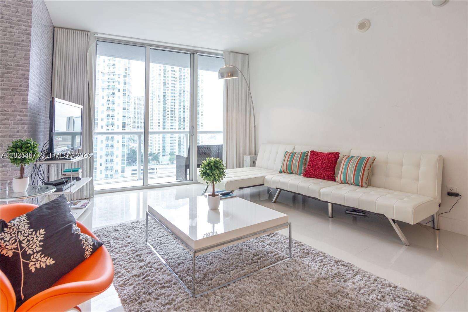 Icon Brickell 3 at 485 Brickell Ave, Miami, FL 33131 - For Rent photo 16