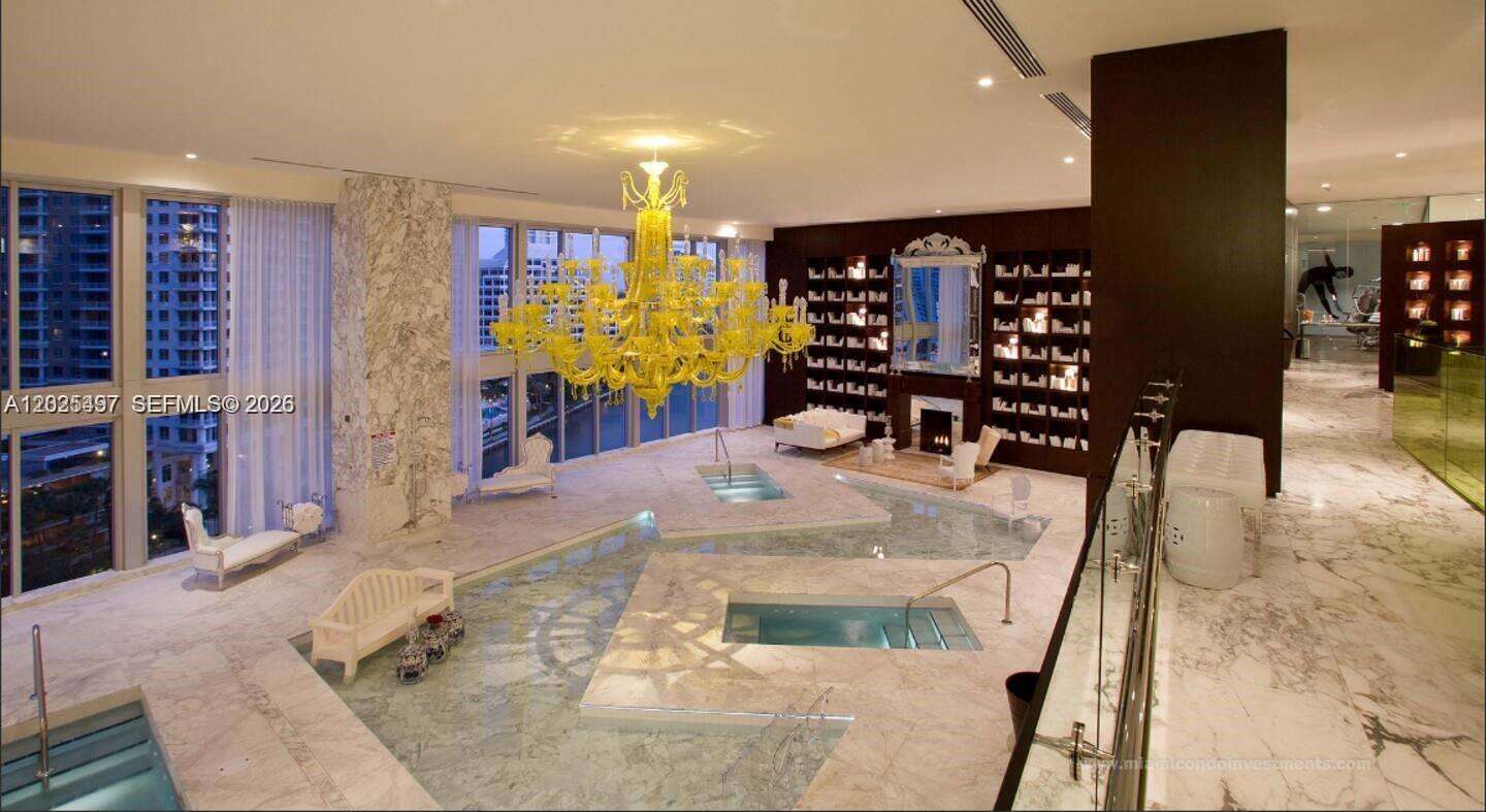 Icon Brickell 3 at 485 Brickell Ave, Miami, FL 33131 - For Rent photo 4