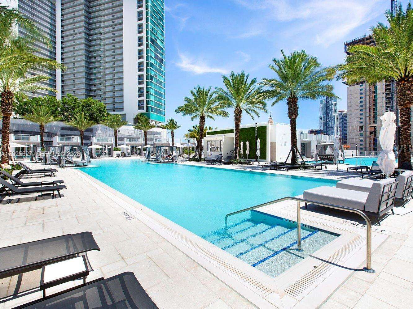 Paramount Miami Worldcenter at 851 1 Ave, Miami, FL 33132 - For Rent photo 34