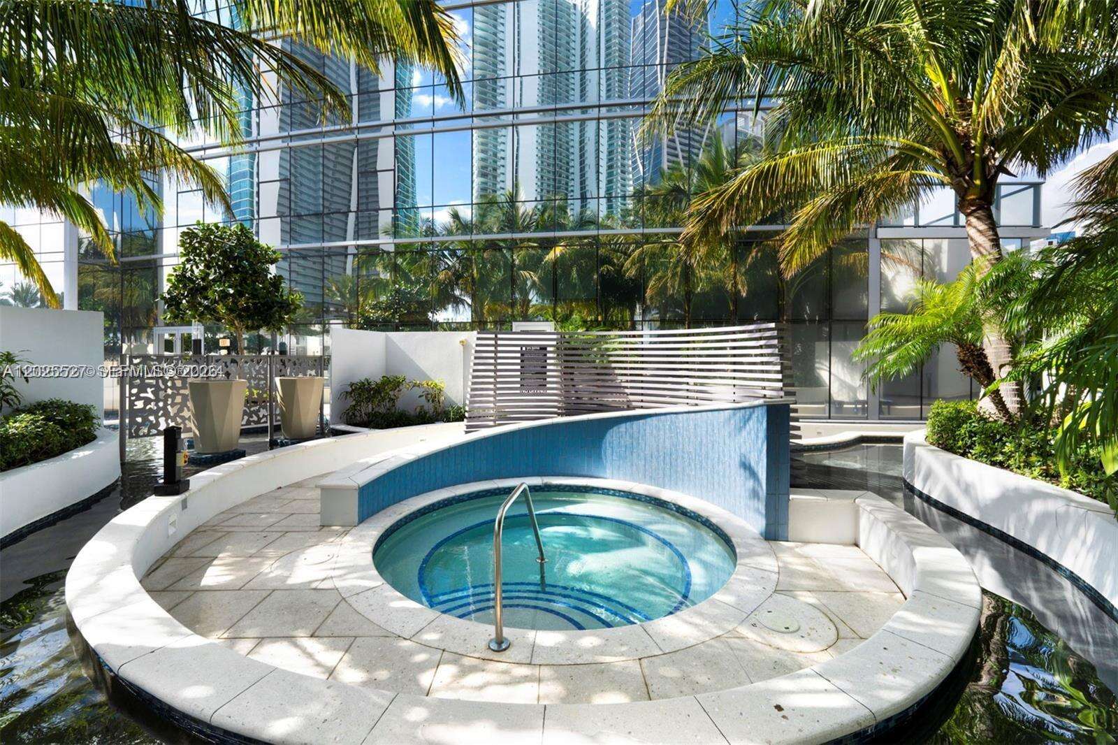 Paramount Miami Worldcenter at 851 1 Ave, Miami, FL 33132 - For Rent photo 36