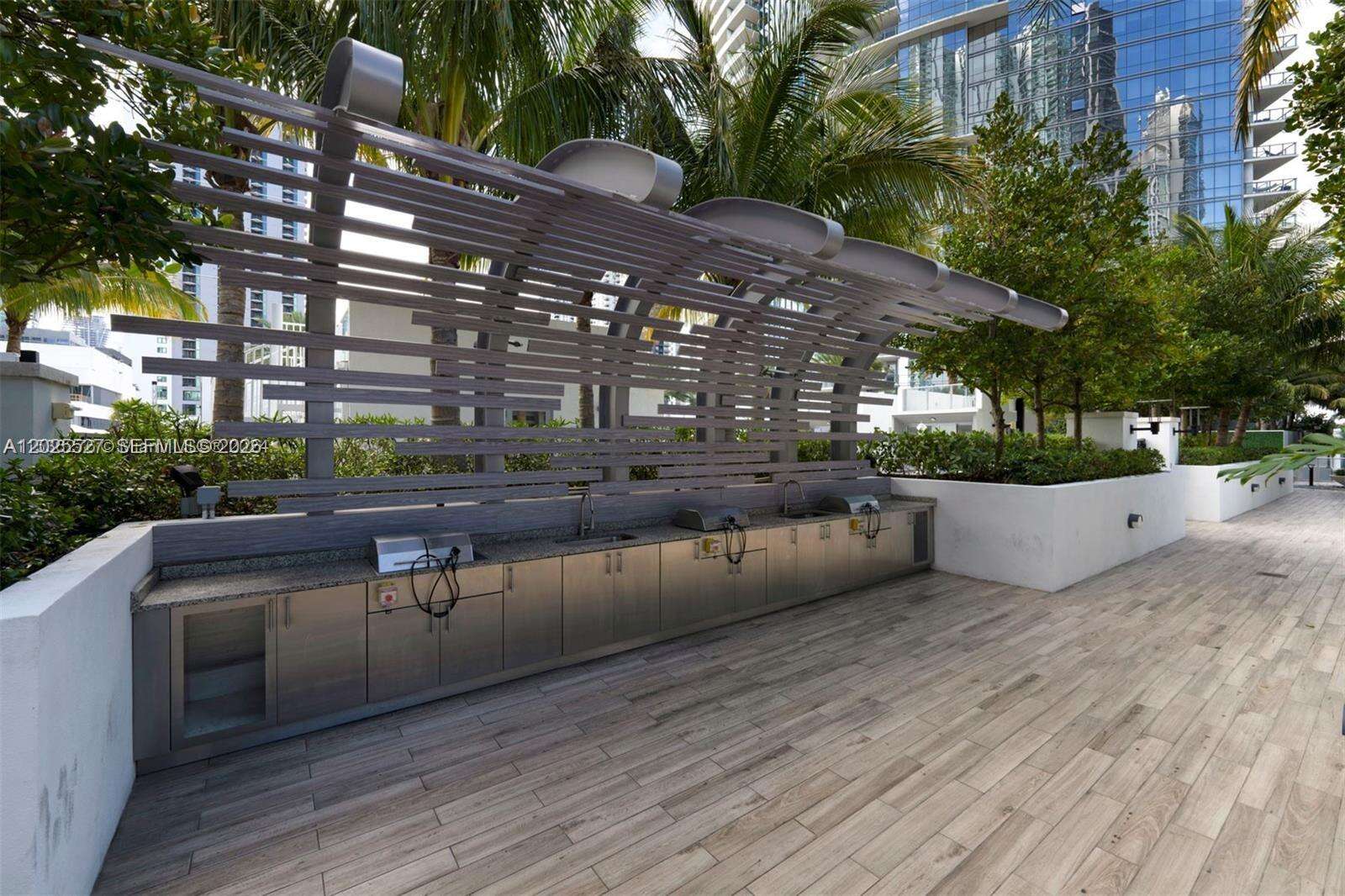 Paramount Miami Worldcenter at 851 1 Ave, Miami, FL 33132 - For Rent photo 37