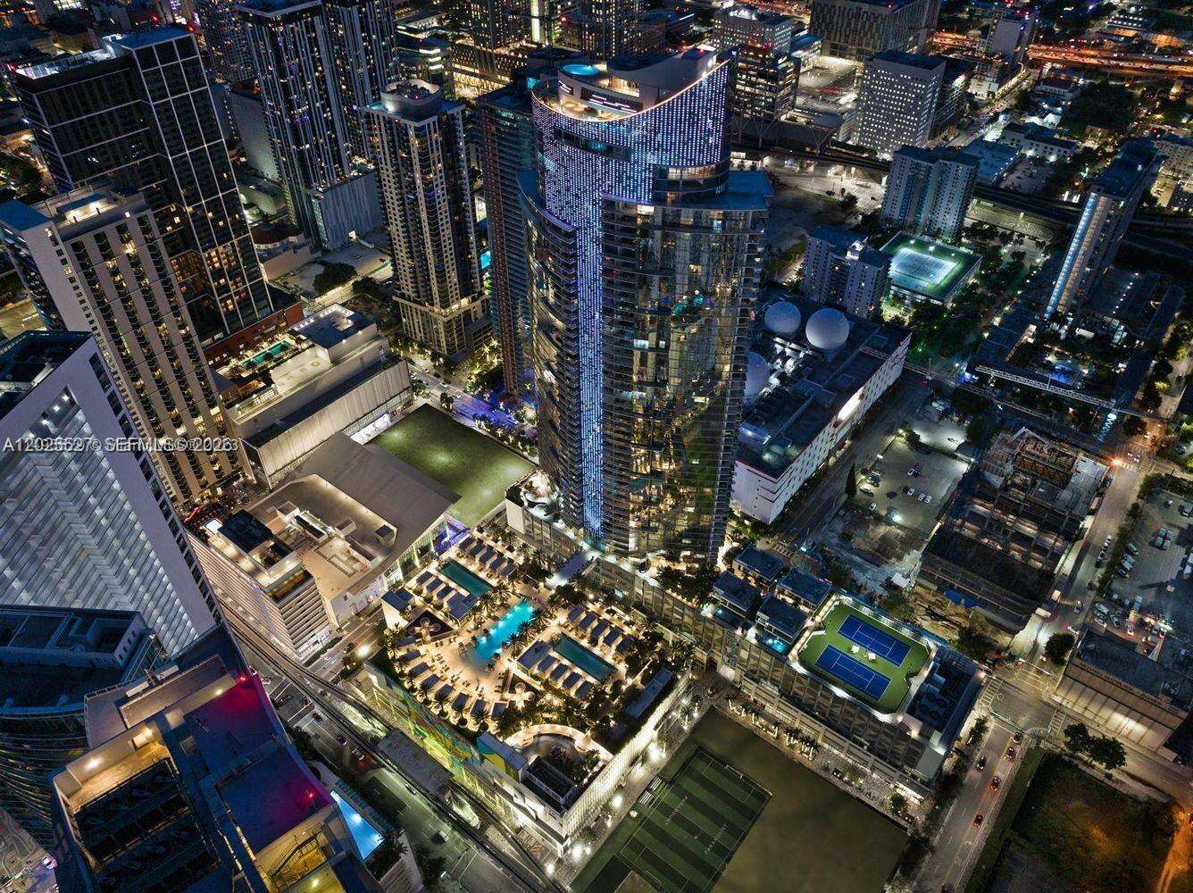 Paramount Miami Worldcenter at 851 1 Ave, Miami, FL 33132 - For Rent photo 63