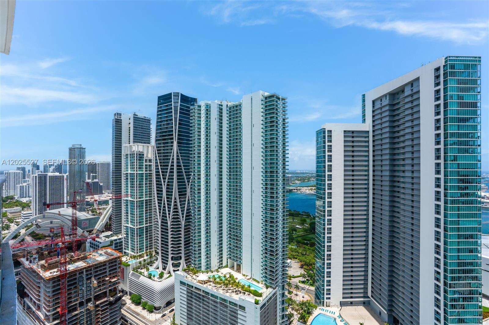Paramount Miami Worldcenter at 851 1 Ave, Miami, FL 33132 - For Rent photo 9