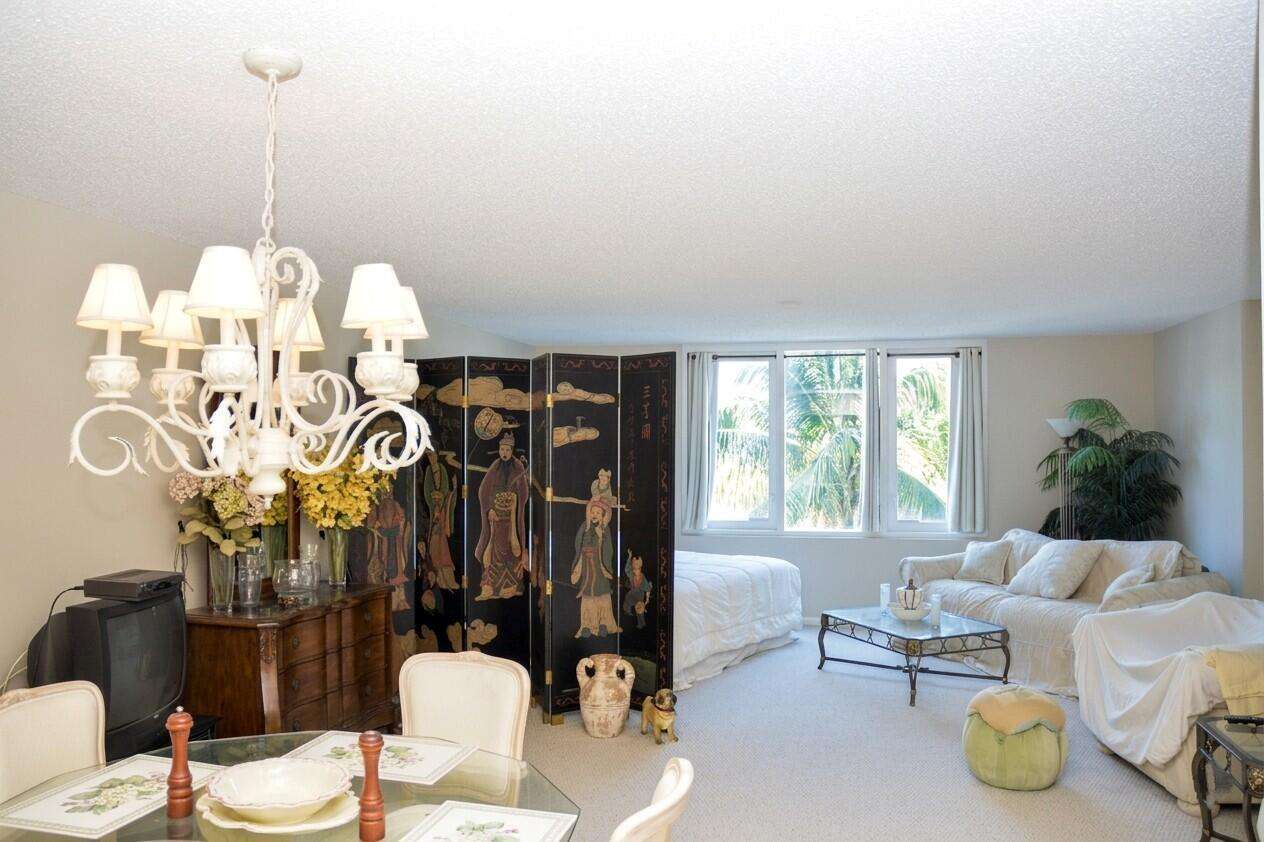 Roney Palace at 2301 Collins, Miami Beach, FL 33139 - For Rent photo 4