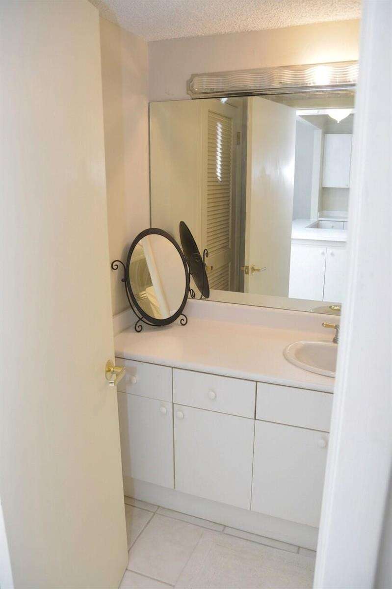 Roney Palace at 2301 Collins, Miami Beach, FL 33139 - For Rent photo 5