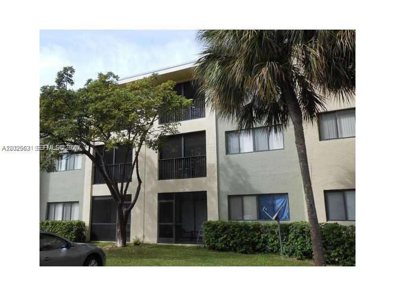 Marina Oaks Condos for Sale & Rent | Picture 1