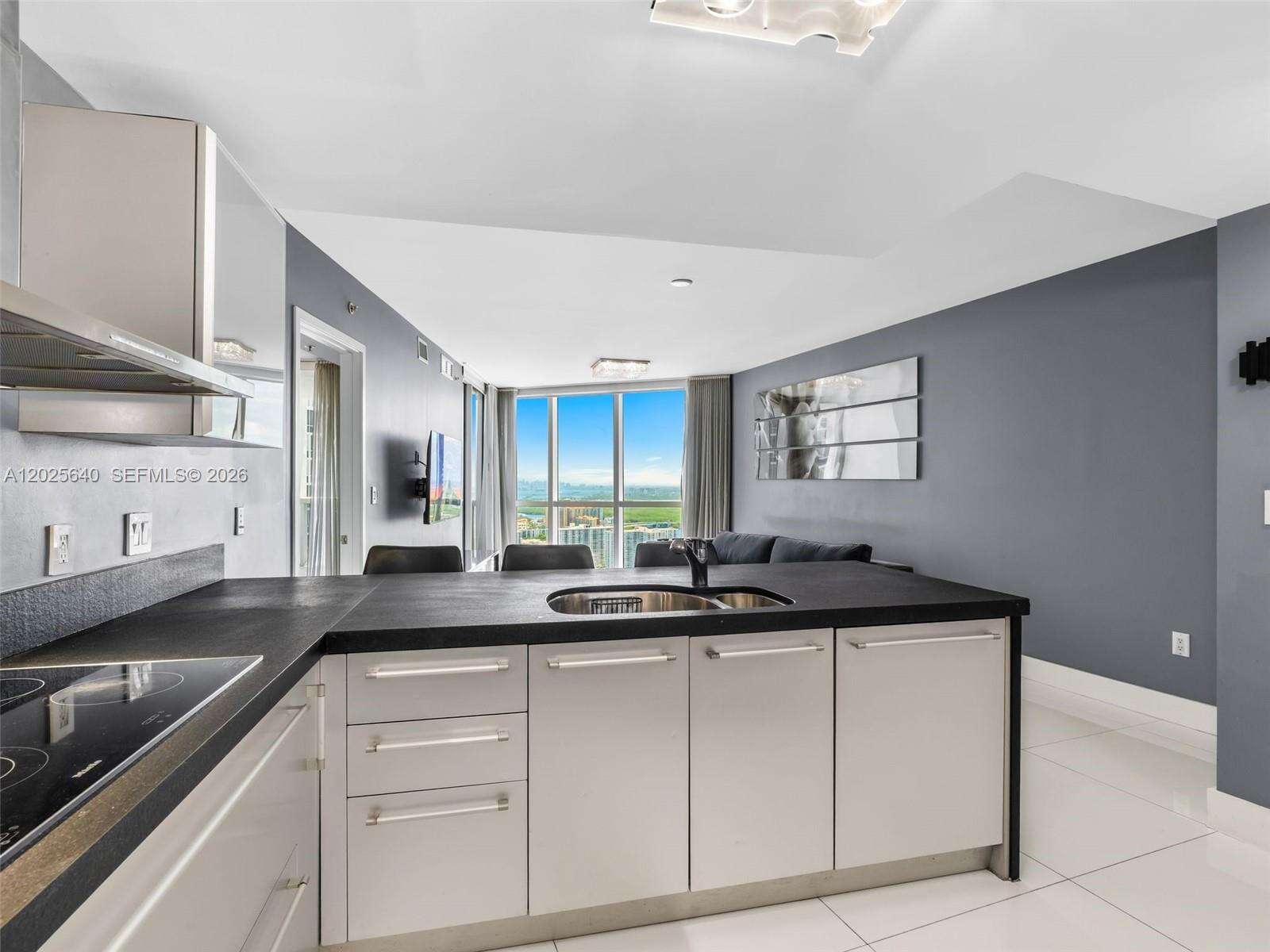 Trump Royale at 18201 Collins Ave, Sunny Isles Beach, FL 33160 - For Rent photo 3