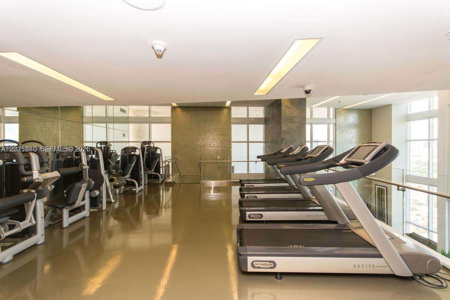 Trump Royale at 18201 Collins Ave, Sunny Isles Beach, FL 33160 - For Rent photo 24
