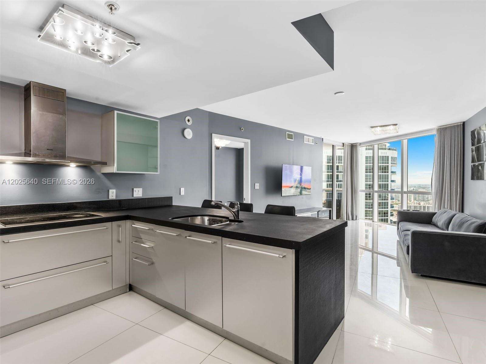 Trump Royale at 18201 Collins Ave, Sunny Isles Beach, FL 33160 - For Rent photo 4