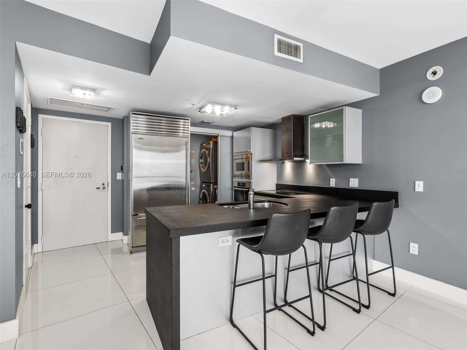 Trump Royale at 18201 Collins Ave, Sunny Isles Beach, FL 33160 - For Rent photo 8