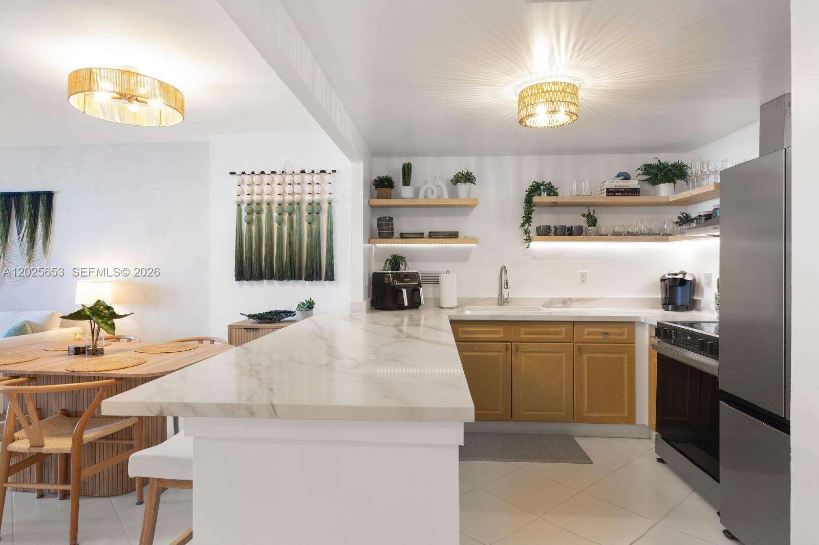 Roney Palace at 2301 Collins Ave, Miami Beach, FL 33139 - Out Of market photo 15
