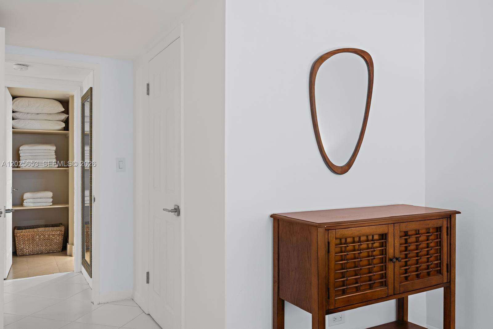 Roney Palace at 2301 Collins Ave, Miami Beach, FL 33139 - Out Of market photo 22
