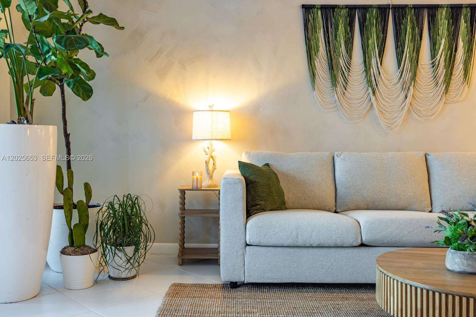 Roney Palace at 2301 Collins Ave, Miami Beach, FL 33139 - Out Of market photo 7