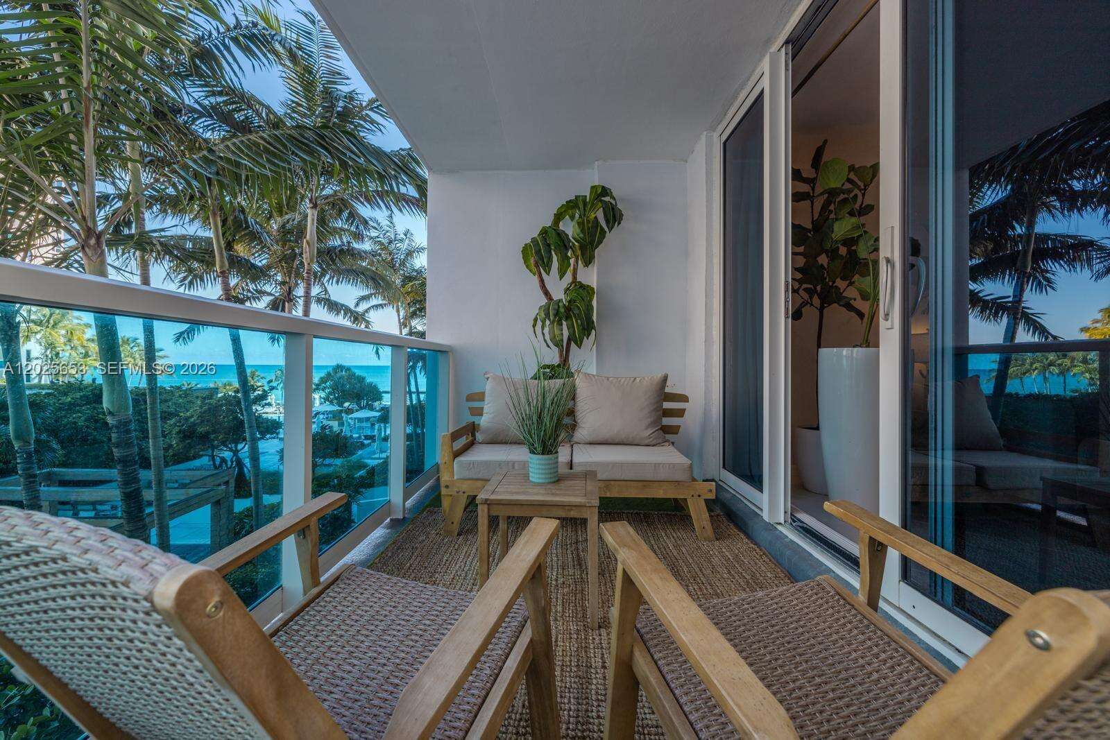 Roney Palace at 2301 Collins Ave, Miami Beach, FL 33139 - Out Of market photo 10