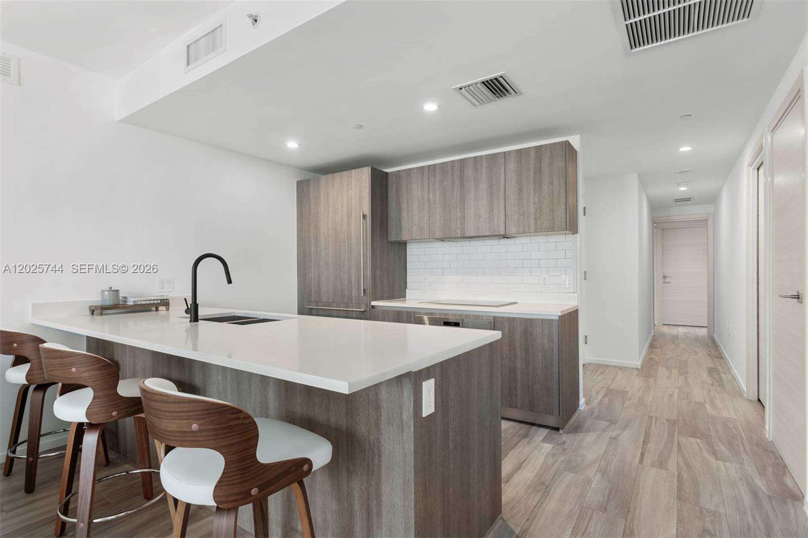Sls Lux at 801 Miami Ave, Miami, FL 33130 - For Rent photo 6