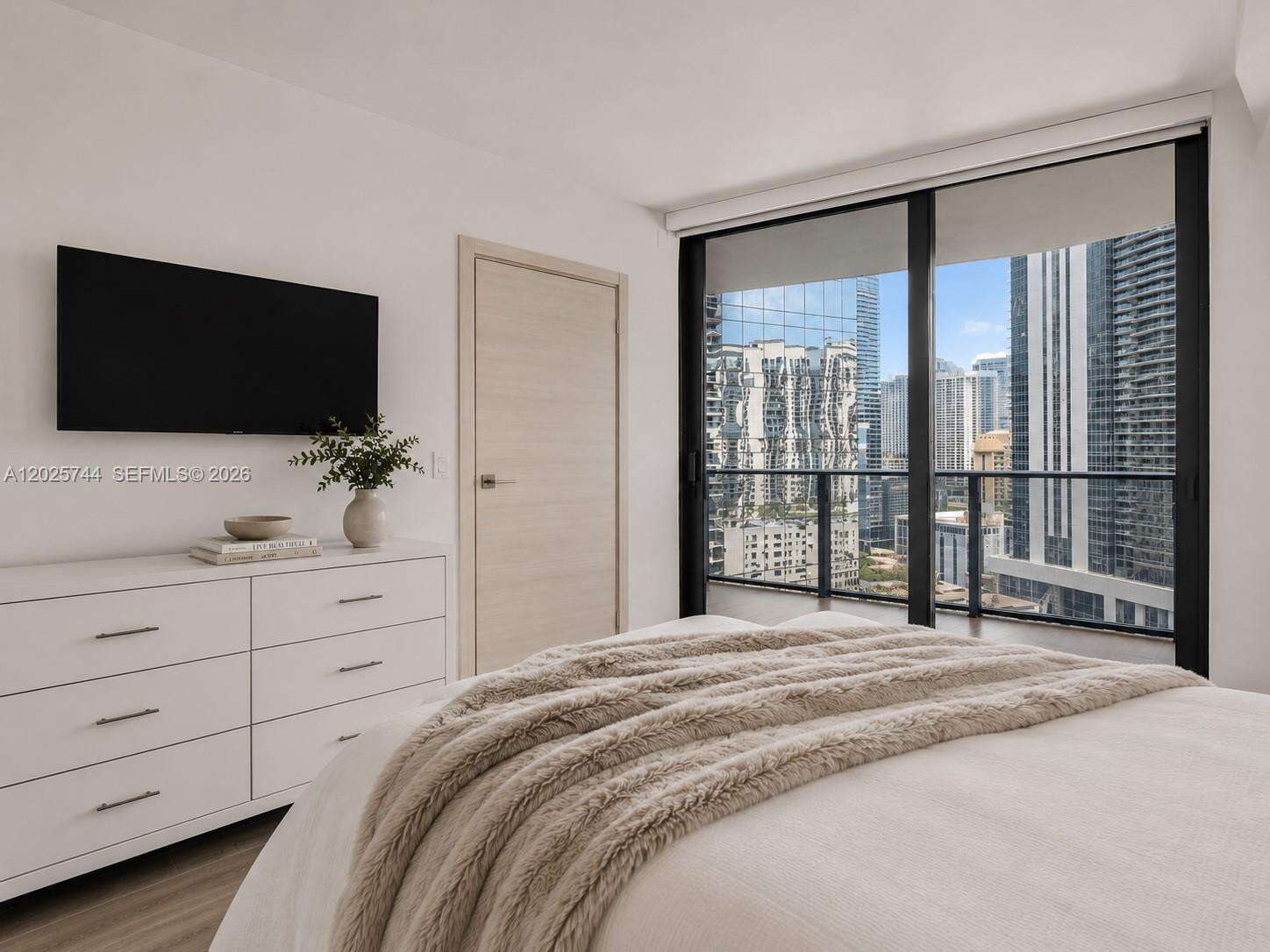 Sls Lux at 801 Miami Ave, Miami, FL 33130 - For Rent photo 8