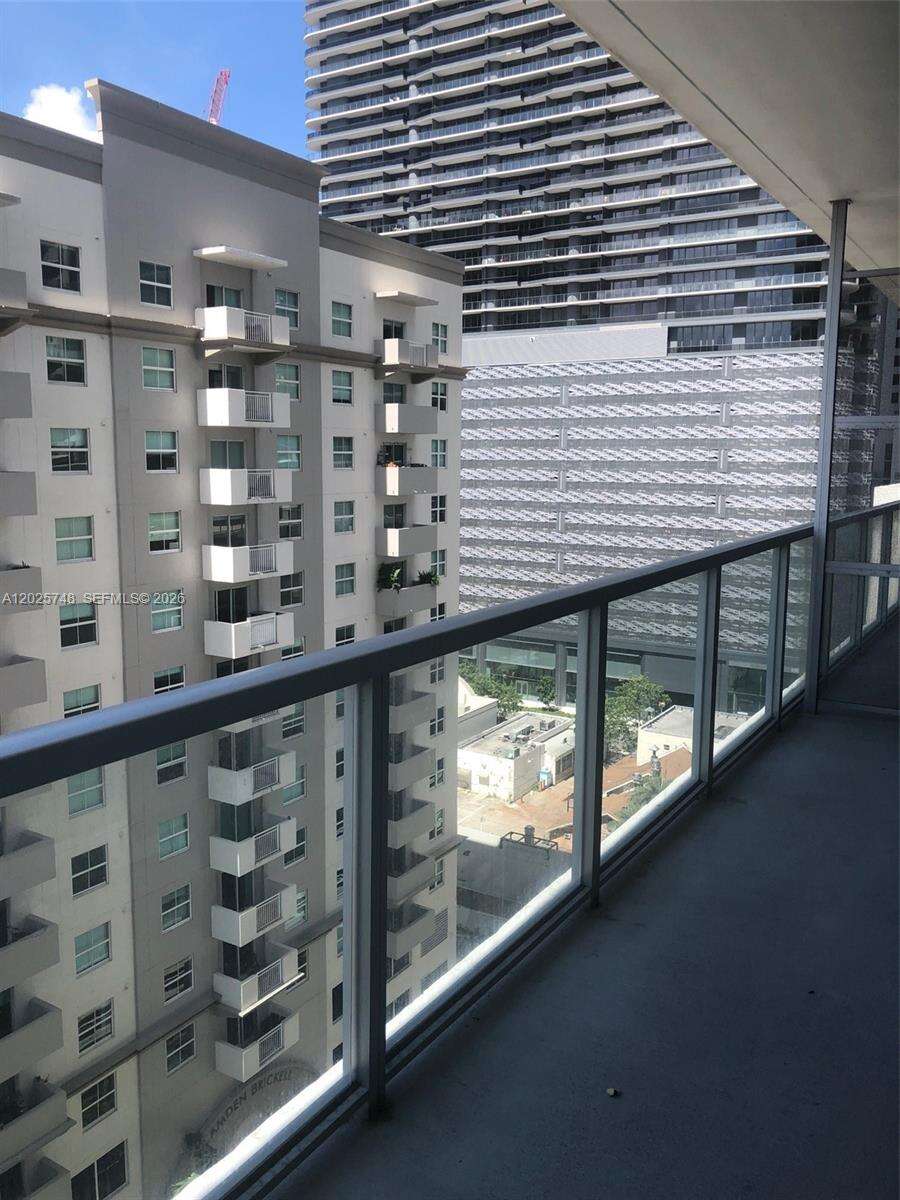 Axis On Brickell at 1111 1 Ave, Miami, FL 33130 - For Rent photo 15