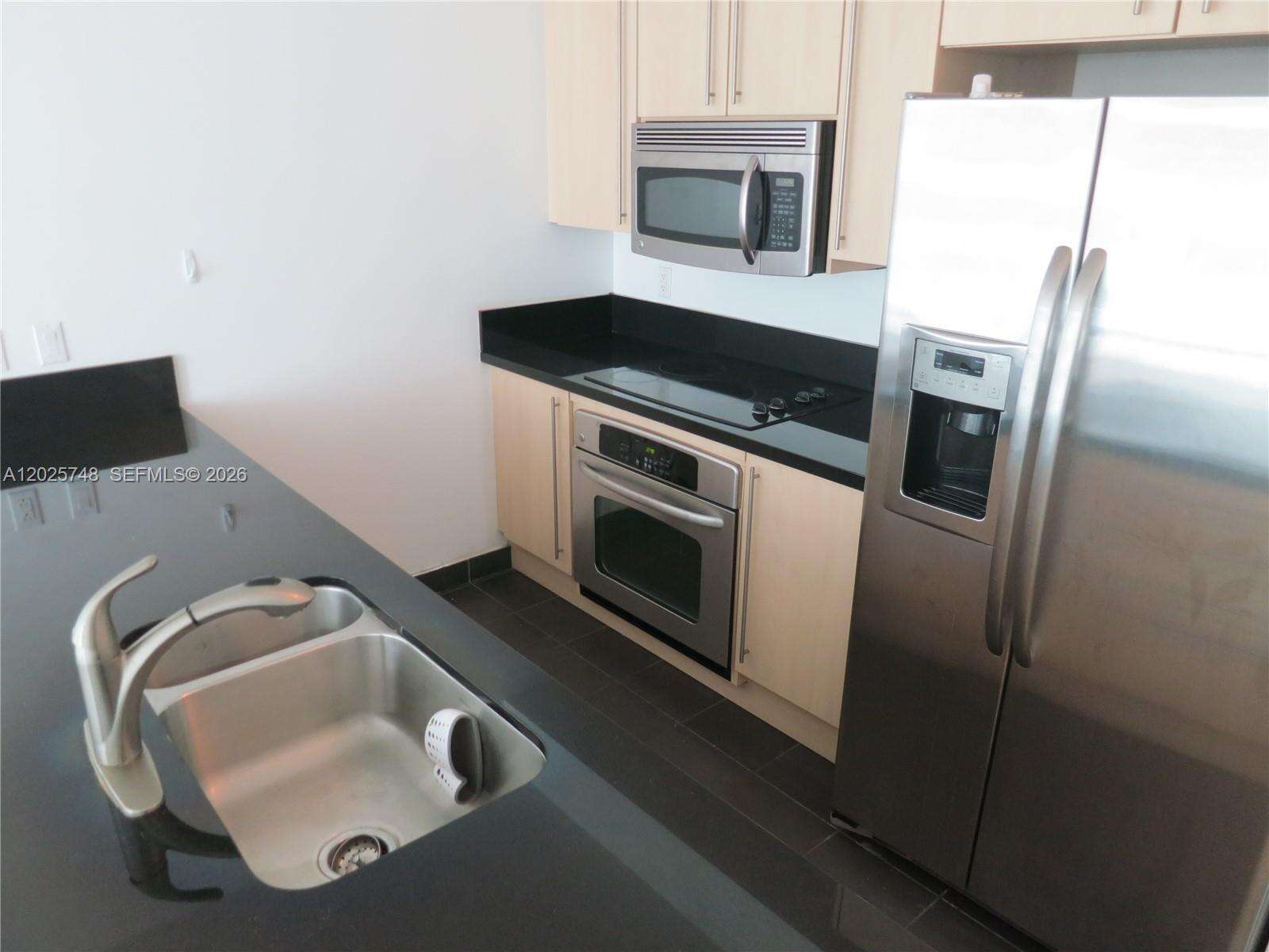 Axis On Brickell at 1111 1 Ave, Miami, FL 33130 - For Rent photo 3