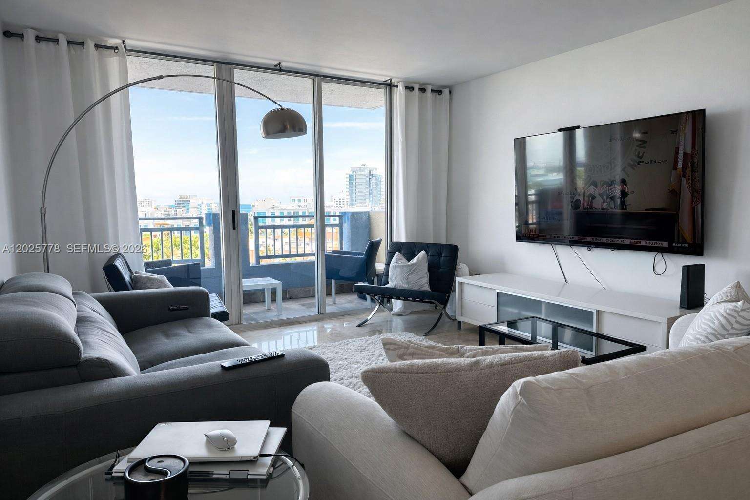 Yacht Club At Portofino at 90 Alton Rd, Miami Beach, FL 33139 - For Rent photo 2