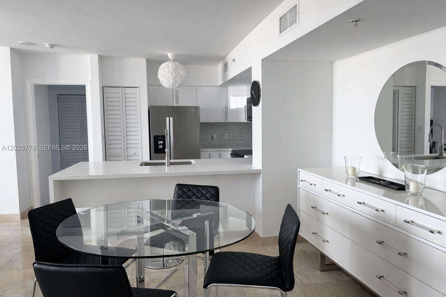 Yacht Club At Portofino at 90 Alton Rd, Miami Beach, FL 33139 - For Rent photo 12