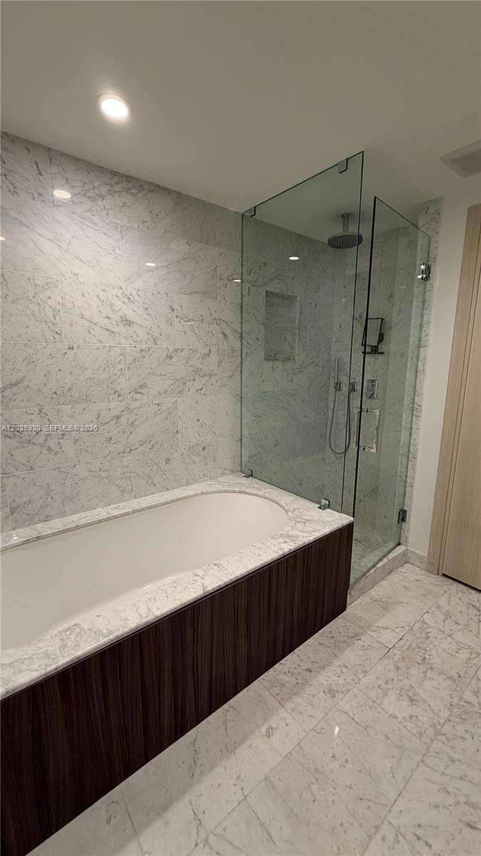Brickell Flatiron at 1000 Brickell, Miami, FL 33131 - For Rent photo 25