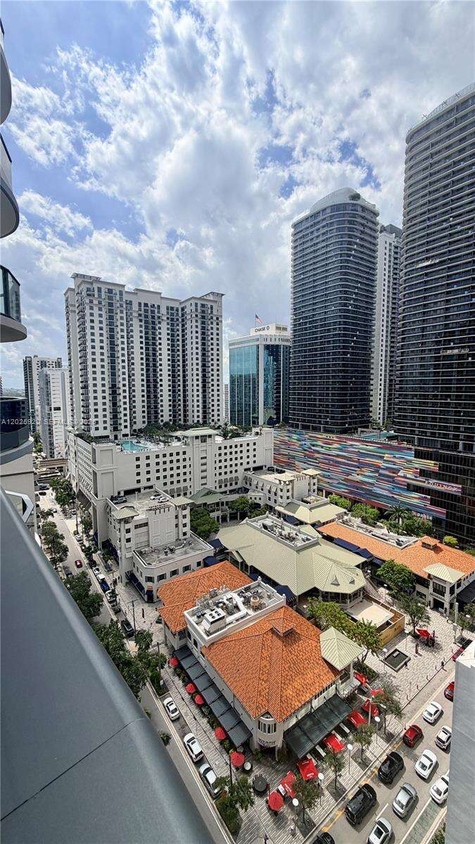 Brickell Flatiron at 1000 Brickell, Miami, FL 33131 - For Rent photo 29